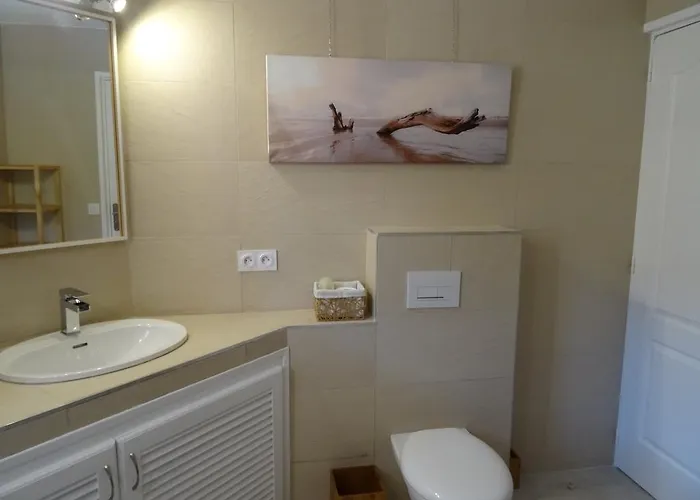 8 Au Village Marin * 维琪奥港